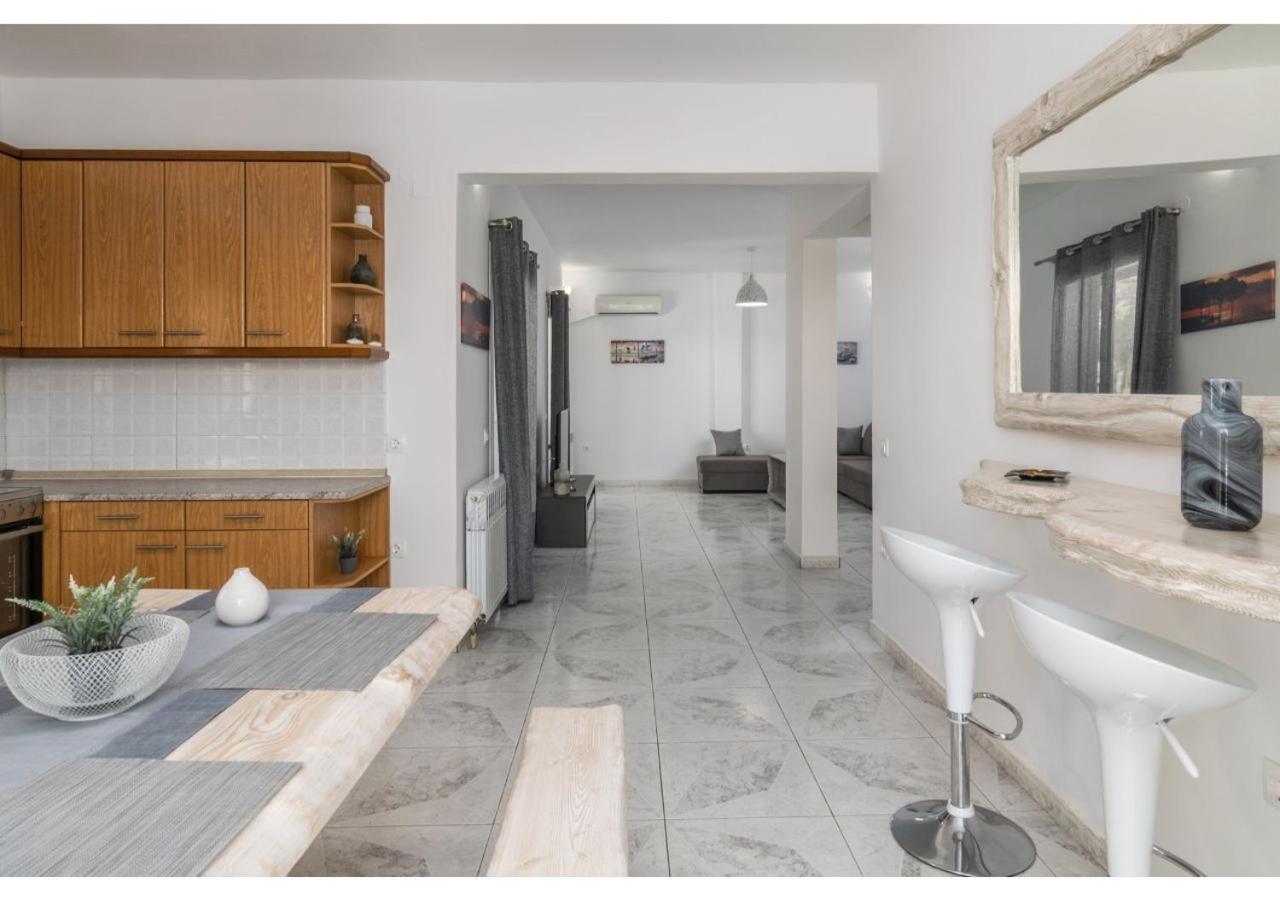 אדאמאס Soto'S Comfort House מראה חיצוני תמונה